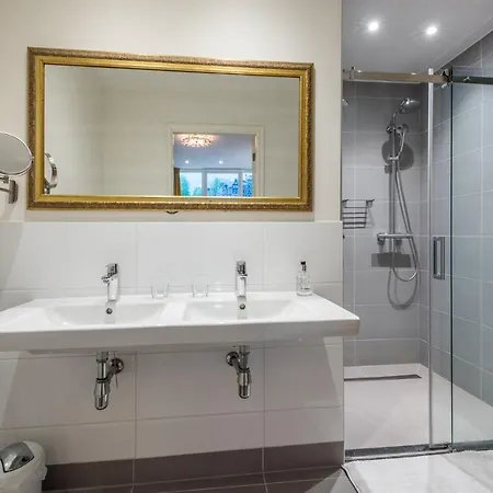 Гостевой дом The Old Lady