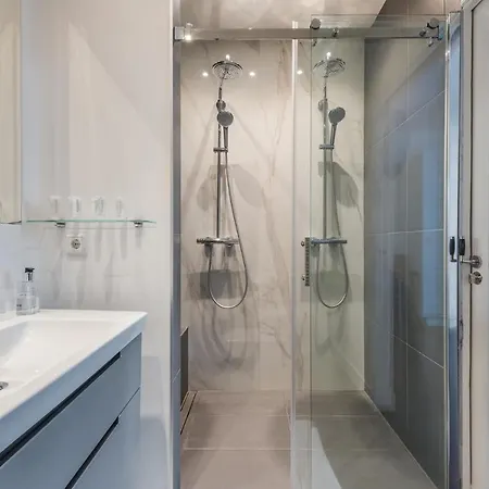 Гостевой дом The Old Lady 4*