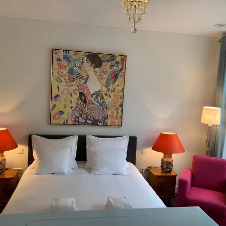 The Old Lady 4* Амстердам