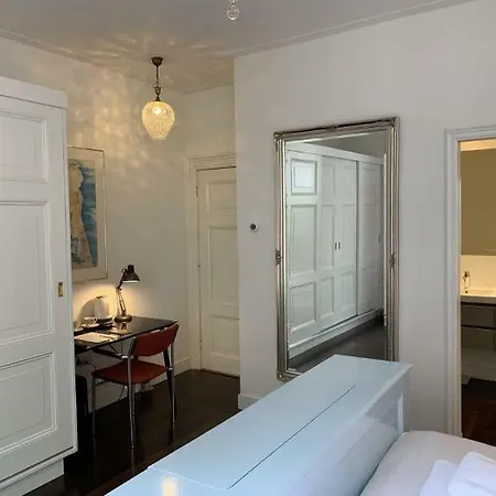 Гостевой дом The Old Lady 4*